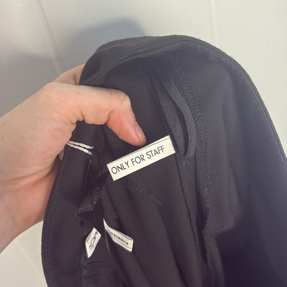 NWT Salvatore Ferragamo Women’s Black Trousers Size US 4 Career Uniform Staff - Picture 9 of 11